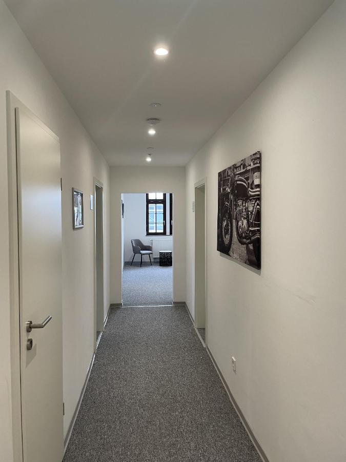 Hotel-Am-Bahnhof Stuttgart-Дітцинґен Екстер'єр фото