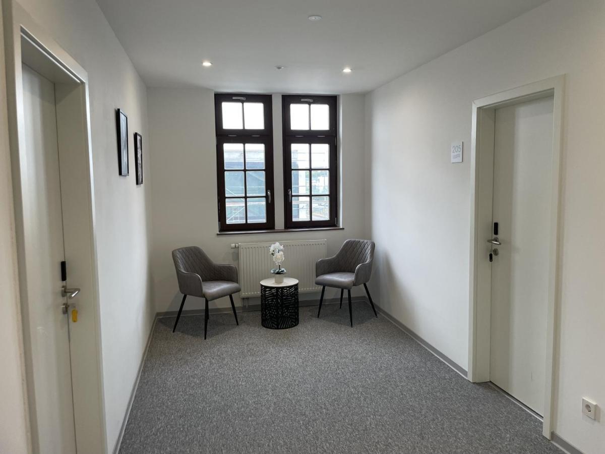 Hotel-Am-Bahnhof Stuttgart-Дітцинґен Екстер'єр фото